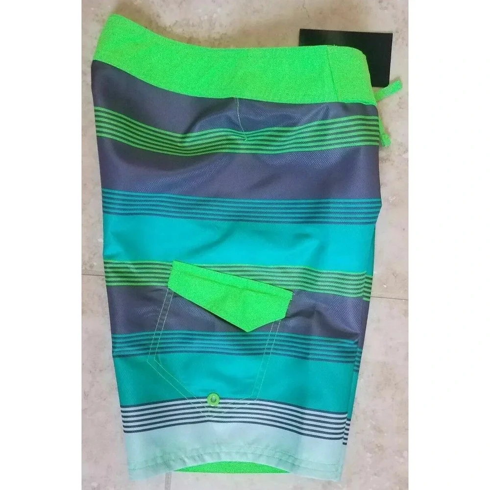 Nike Lane Drift Board Shorts Boys Striped Swim Trunks‎ Green Size Medium NEW